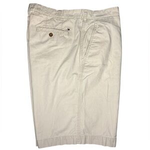 Tommy Hilfiger Men’s Flat Front Chino Shorts Size 38
